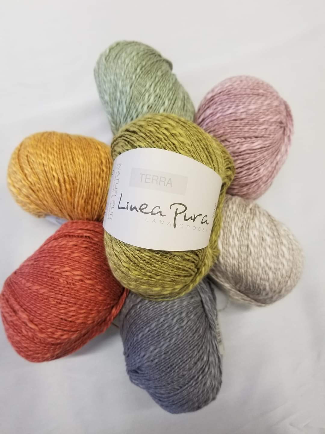 fadenkarussell-garnewolle_terra-1